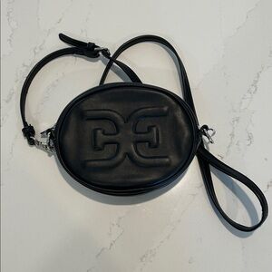 Sam Edelman Black Faux Leather Small Zip Crossbody Belt Bag Logo